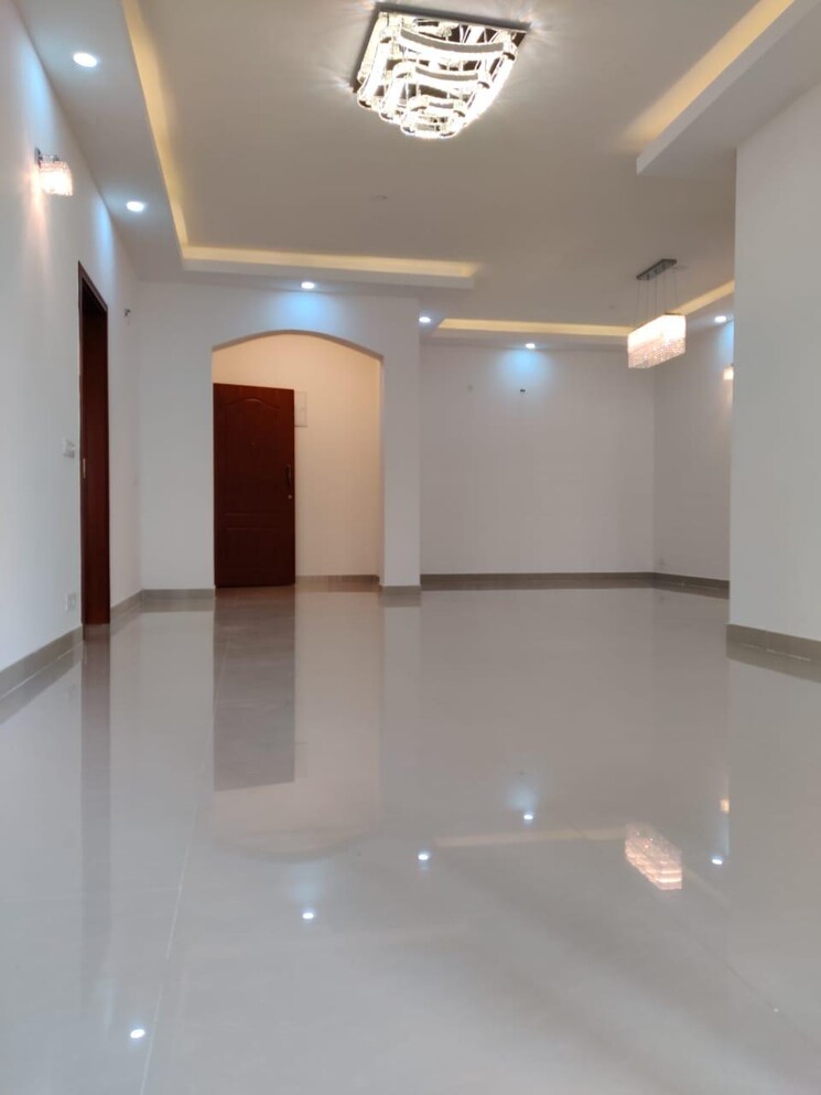 Room, regency-la-majad 3 Bedroom 2096 Sq.Ft. Apartment In Hbr Layout Bangalore 8896114