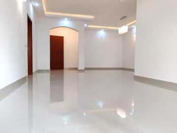 Room in 3 BHK Apartment at Regency La Majad, Hbr Layout – for Sale