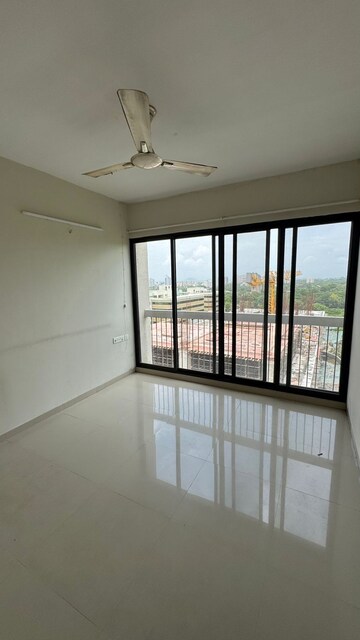 Room in 2 BHK Apartment at Chordia Solitaire Homes Pashan, Pashan – for Rent