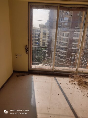Bedroom in 2 BHK Apartment at Sonata Apartments, Malad West – for Rent
