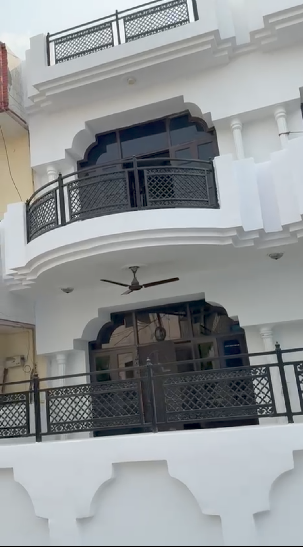 4 BHK + Servant Room,Study Room Independent House For Rent in RWA Apartments Sector 41