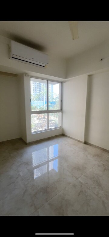 2 BHK Apartment For Rent in Lodha Crown Quality Homes, Majiwada