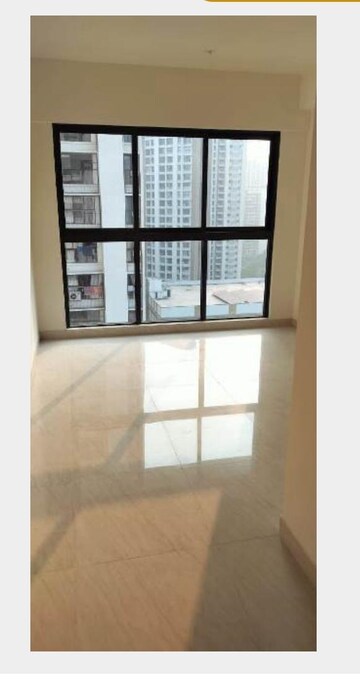 Room in 2 BHK Apartment at Lodha Crown Quality Homes, Majiwada – for Rent
