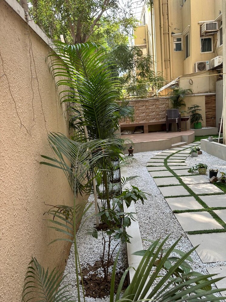 Balcony, emaar-mgf-emerald-hills 3 Bedroom 267 Sq.Yd. Apartment In Sector 65 Gurgaon 8896184