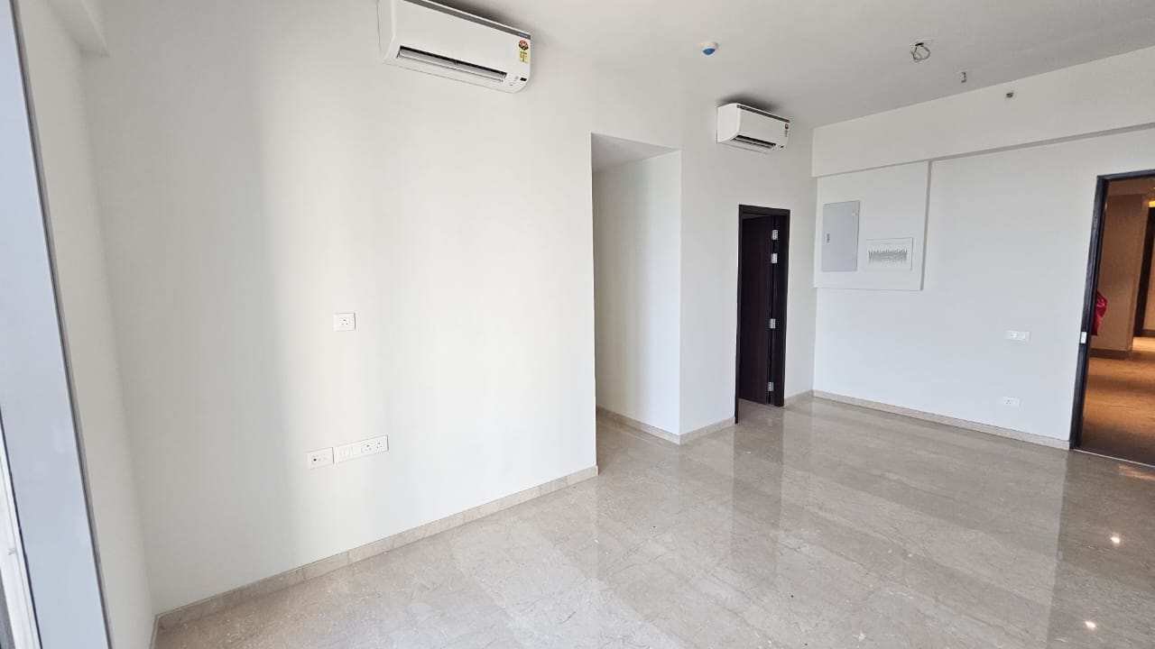 3 BHK + Pooja Room,Servant Room,Study Room Apartment For Rent in Piramal Mahalaxmi