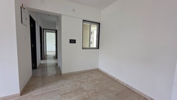 Room in 2 BHK Apartment at Gundecha Greens, Kandivali East – for Rent
