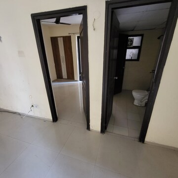 Room in 2 BHK Apartment at Logix Blossom County, Sector 137 – for Rent