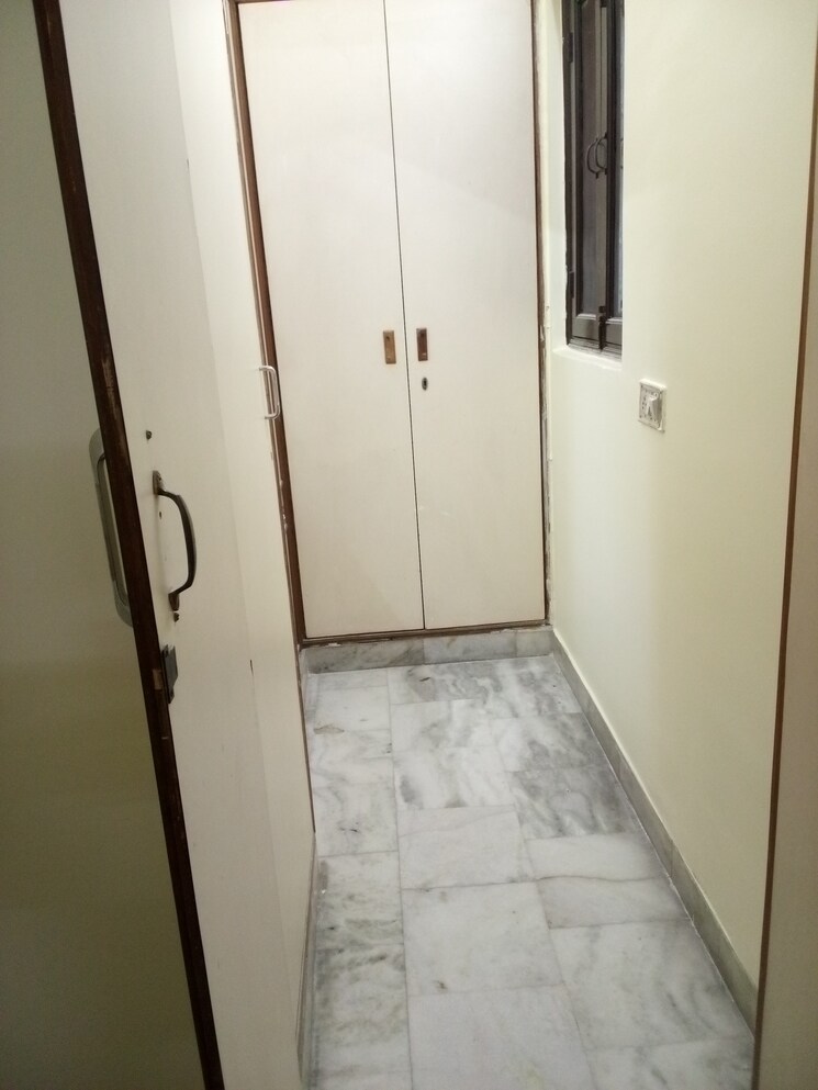 undefined, rwa-apartments 2 Bedroom 1400 Sq.Ft. Independent House In Sector 31 Noida 8896258