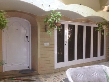 Building Lobby in 4 BHK Villa at New Friends Colony – for Rent