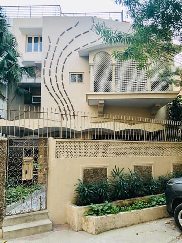 4 BHK Villa – Exterior View View at New Friends Colony - for Rent