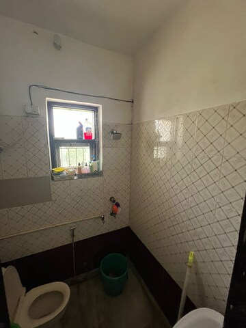 Kitchen in 3.5 BHK Apartment at Sector 29 – for Rent