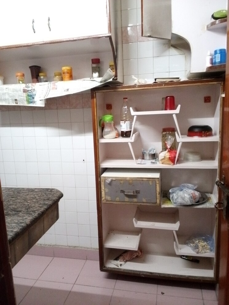 Kitchen, sector 29 3.5 Bedroom 1750 Sq.Ft. Apartment In Sector 29 Noida 8896316