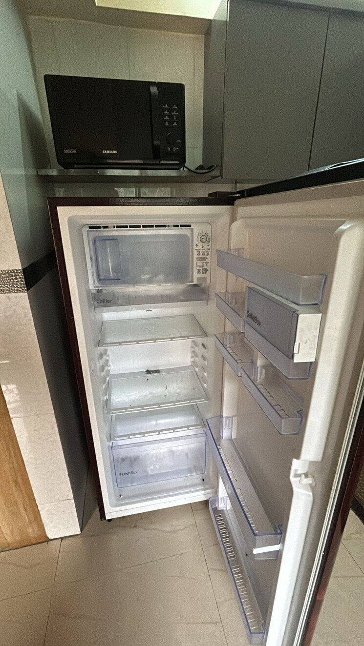 Balcony, regency-gardens 3 Bedroom 1530 Sq.Ft. Apartment In Kharghar Sector 6 Navi Mumbai 8896306