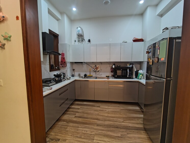 Kitchen, sector 10a 2 Bedroom 363 Sq.Yd. Builder Floor In Sector 10a Gurgaon 8896356