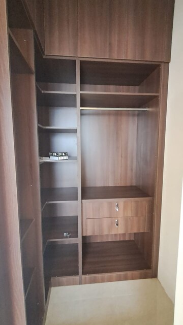 Furnished Amenities in 2 BHK Apartment at LnT Crescent Bay T3, Parel – for Rent