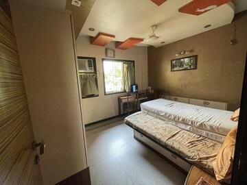 Bedroom in 3 BHK Apartment at NG Garden, Kandivali West – for Rent