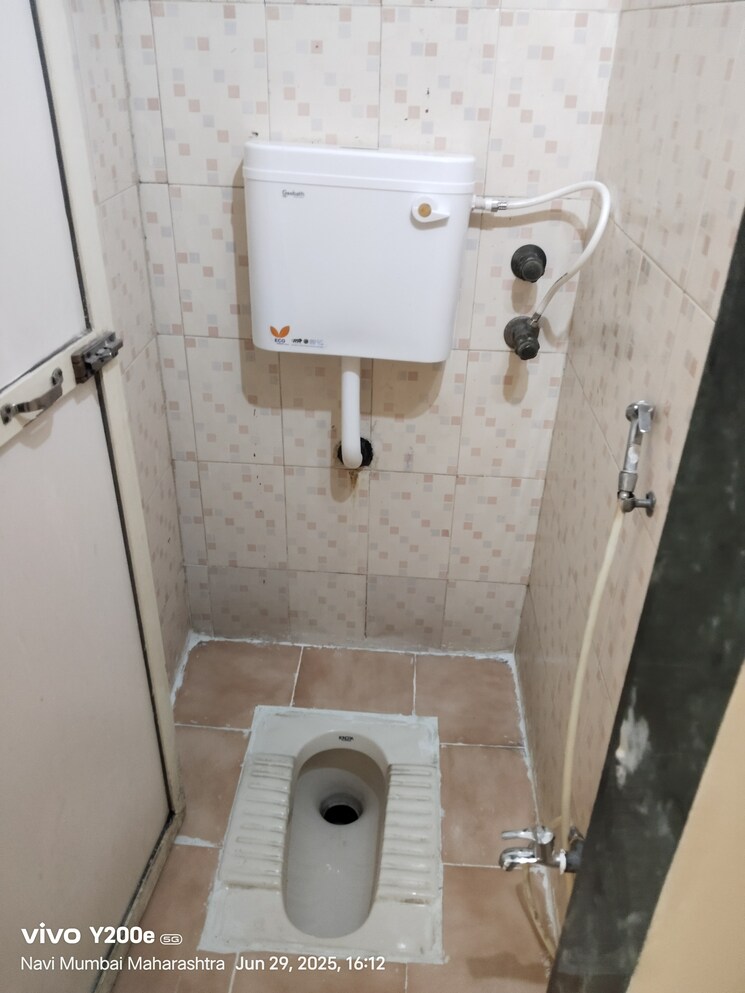 Bathroom, shree-siddhivinayak-chs-ghansoli 1 Bedroom 555 Sq.Ft. Apartment In Ghansoli Navi Mumbai 8896361