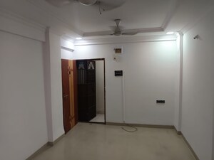 Room in 1 BHK Apartment at Sunshine Willows, Ghansoli – for Sale