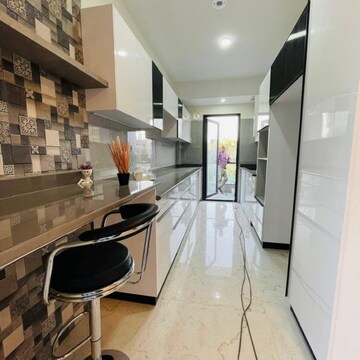 Team Area in 4 BHK Builder Floor at BPTP Floors, Sector 70 – for Sale