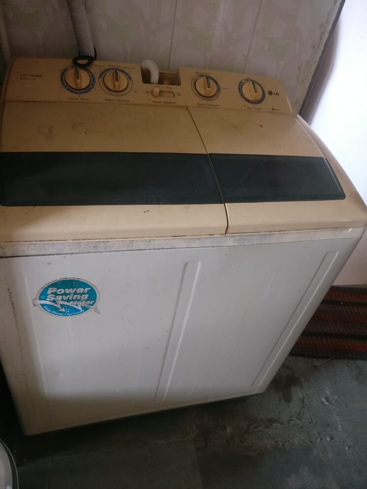 undefined, symphony-towers-kandivali-west 1 Bedroom 450 Sq.Ft. Apartment In Kandivali West Mumbai 8896381