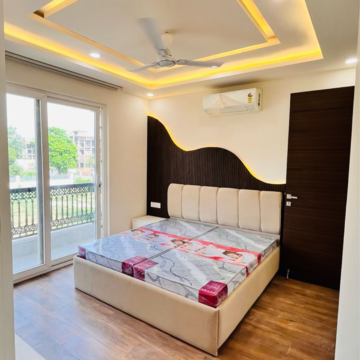 Bedroom in 3 BHK Builder Floor at BPTP Green Oaks, Sector 70a – for Sale