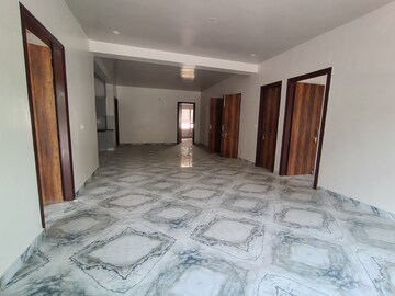 4 BHK Builder Floor For Rent in Sector 10a