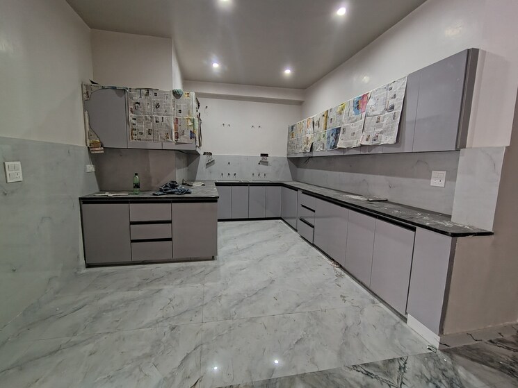 Kitchen, sector 10a 4 Bedroom 363 Sq.Yd. Builder Floor In Sector 10a Gurgaon 8896472