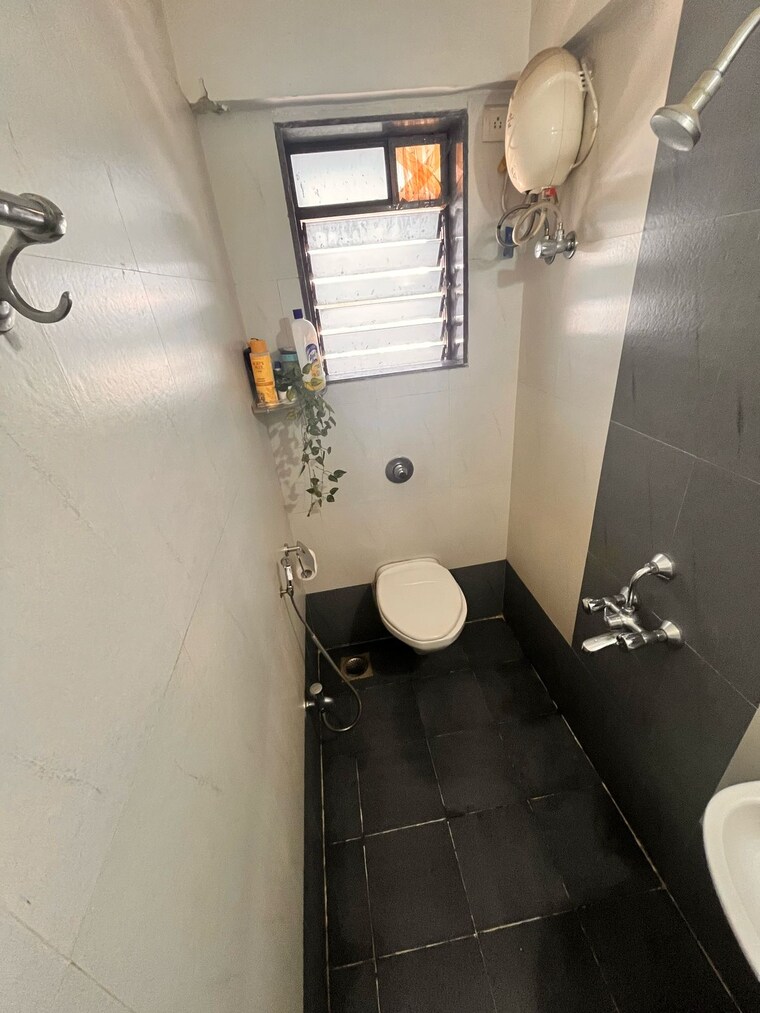 Bathroom, akanksha-pioneer 2 Bedroom 545 Sq.Ft. Apartment In Vartak Nagar Thane 8896470