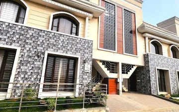 6 BHK Independent House For Sale in Anand Vihar
