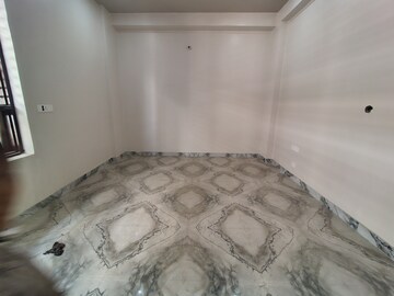 Bathroom in 4 BHK Builder Floor at Sector 10a – for Rent