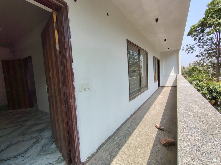 undefined, sector 10a 4 Bedroom 363 Sq.Yd. Builder Floor In Sector 10a Gurgaon 8896533