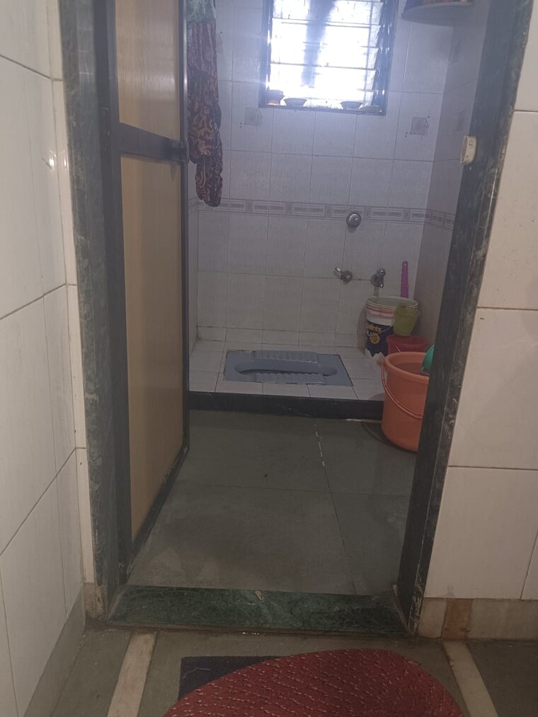 Bathroom, sumer-castle 2 Bedroom 750 Sq.Ft. Apartment In Uthalsar Thane 8896546