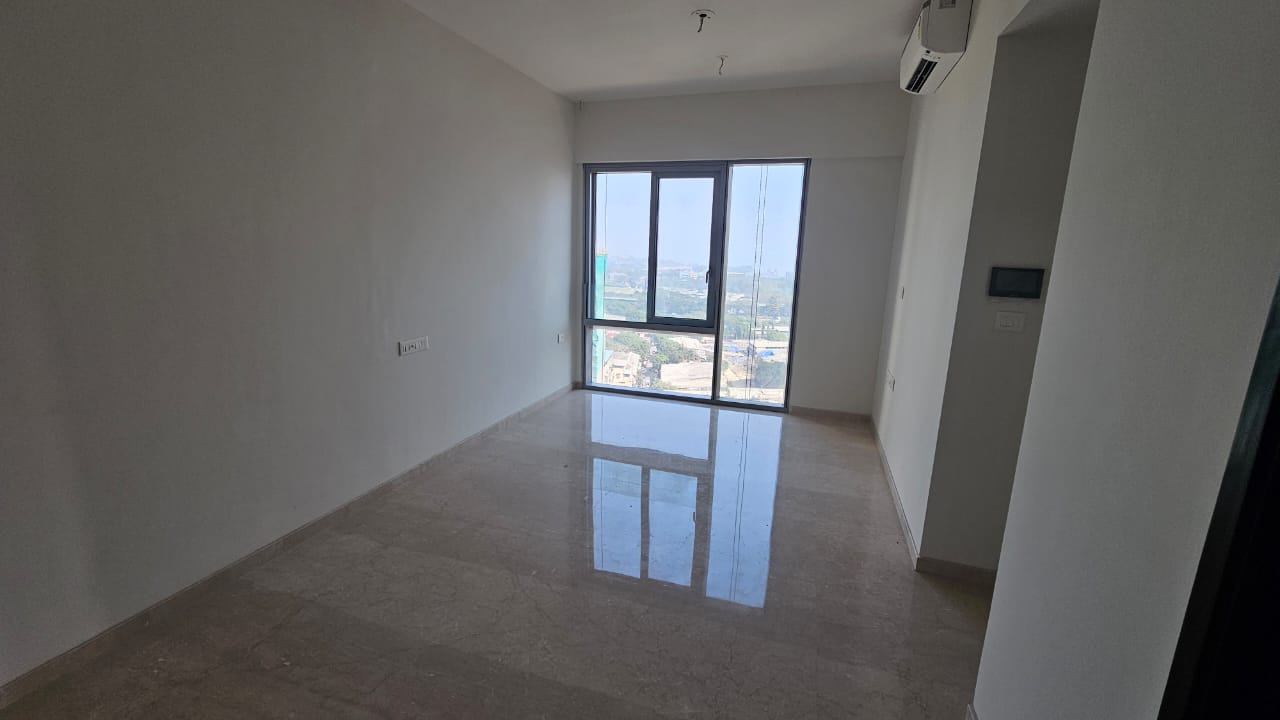 3 BHK + Pooja Room,Servant Room Apartment For Rent in Piramal Mahalaxmi
