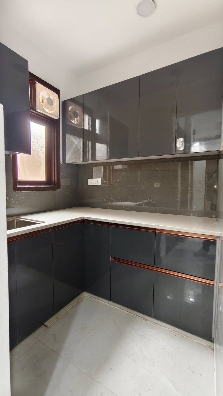 Kitchen, govindpuri 2 Bedroom 500 Sq.Ft. Builder Floor In Govindpuri Delhi 8896555