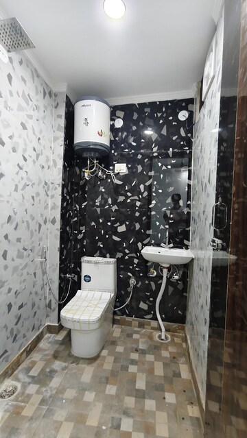 Bathroom in 2 BHK Builder Floor at Govindpuri – for Rent