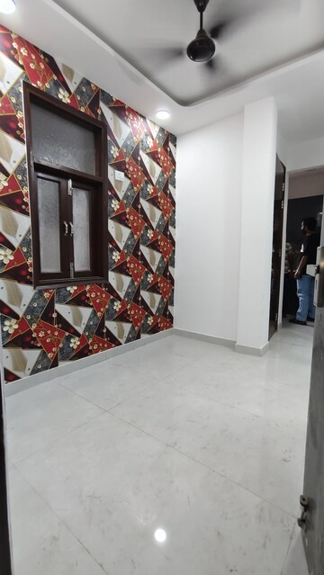 Bedroom in 2 BHK Builder Floor at Govindpuri – for Rent