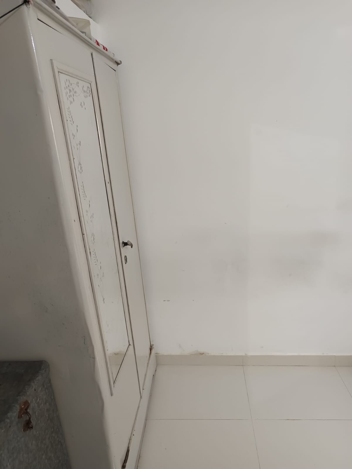 2 BHK + Pooja Room Apartment For Rent in Gautama Building