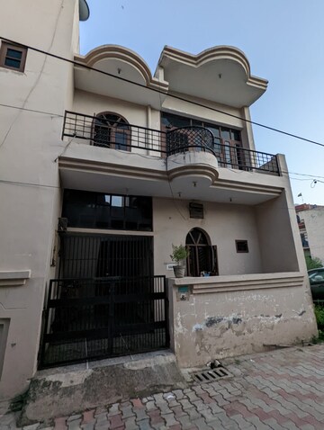 3 BHK Villa For Rent in GBP Rosewood Estate, Central Derabassi