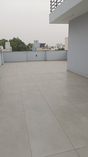 Terrace in 3 BHK Builder Floor at New Rajinder Nagar – for Sale