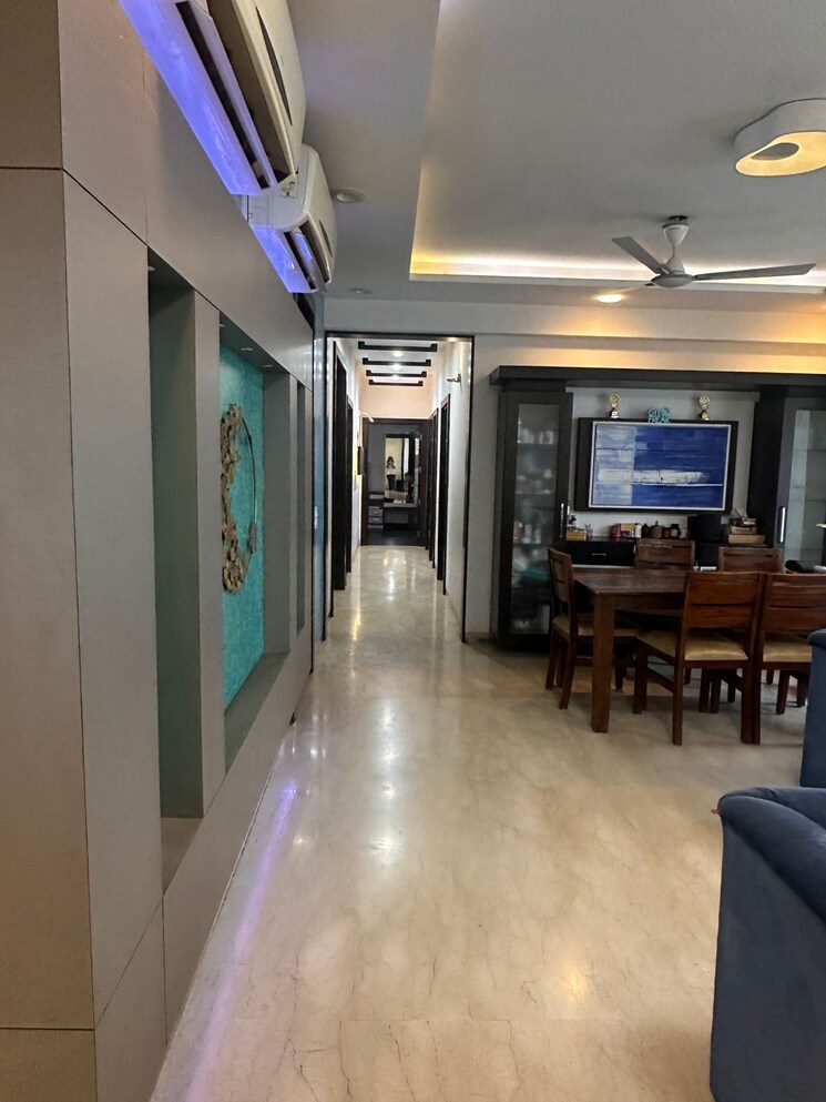 Living Room, bestech-park-view-spa-next 4 Bedroom 2450 Sq.Ft. Apartment In Sector 67 Gurgaon 8896667