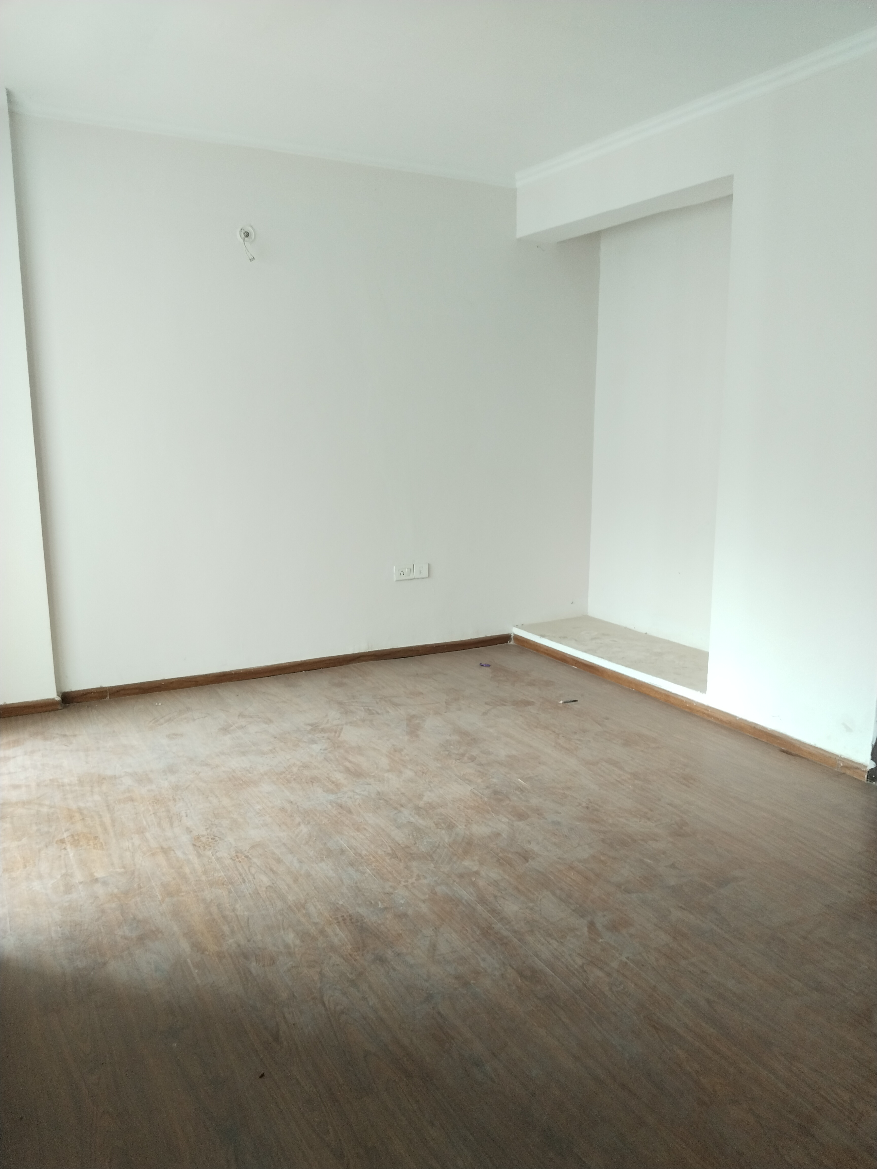 2.5 BHK + Study Room 1225 Sq.Ft. Apartment in Amrapali Leisure Park