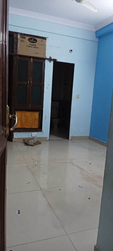 Living Room in 3.5 BHK Independent House at Rajendra Nagar Sector 3 – for Rent