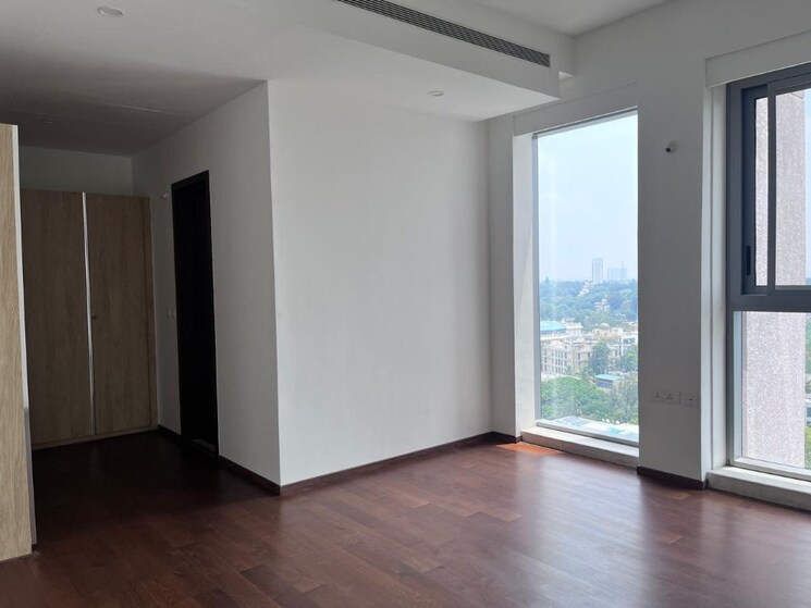 Room, embassy-oasis 4 Bedroom 4300 Sq.Ft. Apartment In Frazer Town Bangalore 8896681