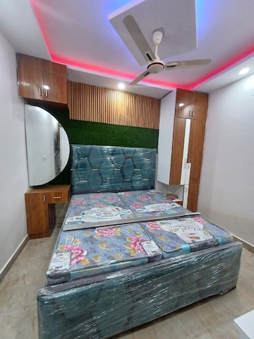  Pg For Rent in Munirka