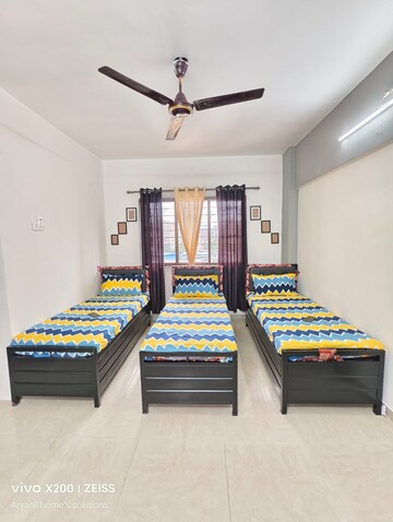 Room in  Pg at Santacruz East – for Rent
