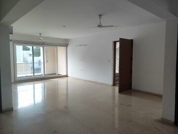Living Room in 4 BHK Apartment at Embassy Habitat, Palace Road – for Rent