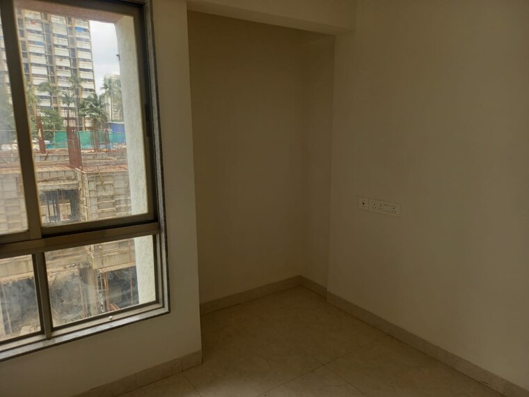 Room, giriraj-pearl-reasidency 1.5 Bedroom 500 Sq.Ft. Apartment In Andheri West Mumbai 8896749