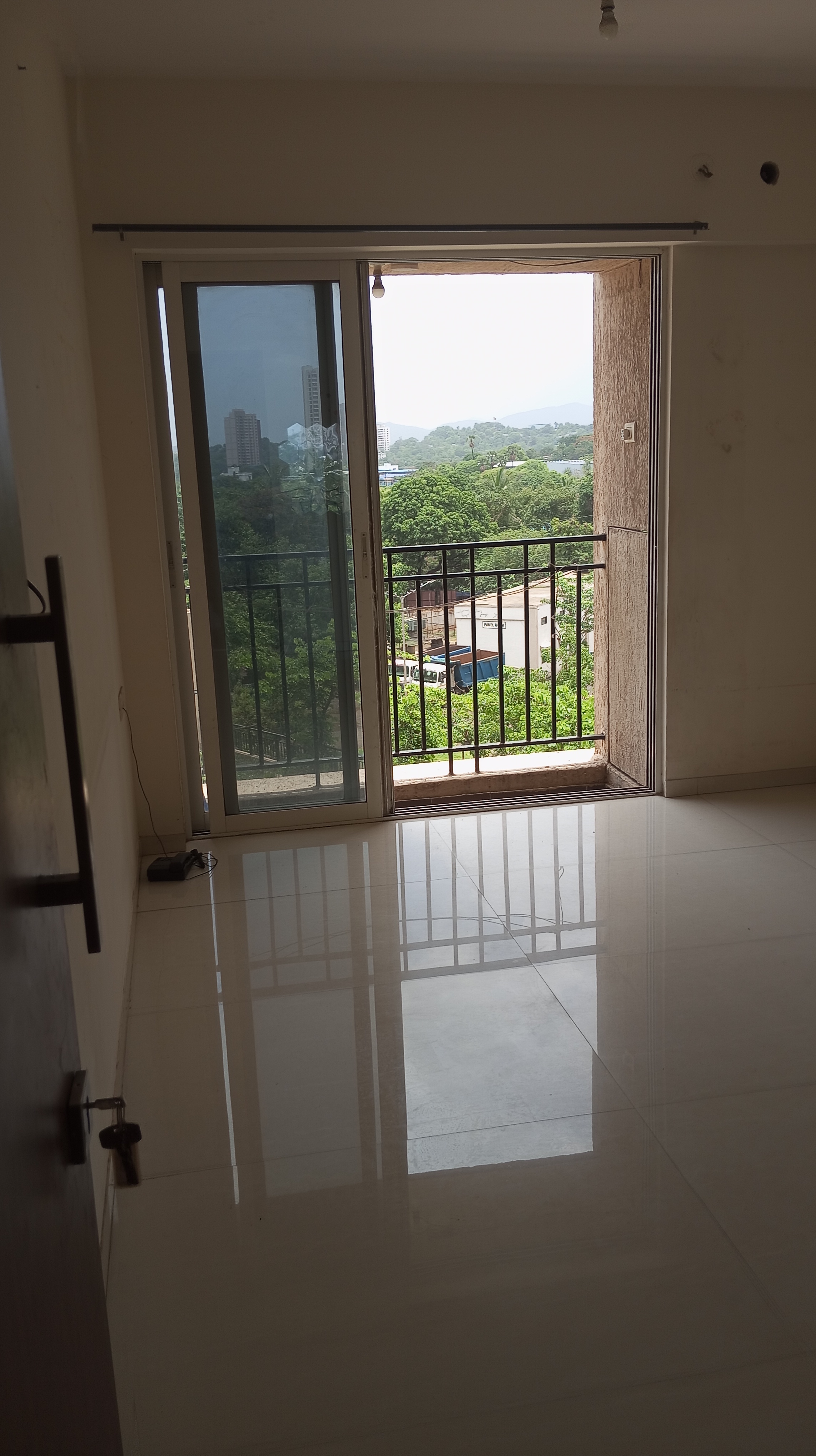 2 BHK Apartment For Sale in Coral Heights