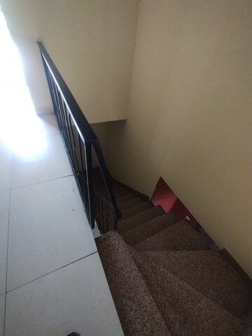Furnished Amenities in 3 BHK Builder Floor at Ansal Sushant Lok I, Sector 43 – for Rent