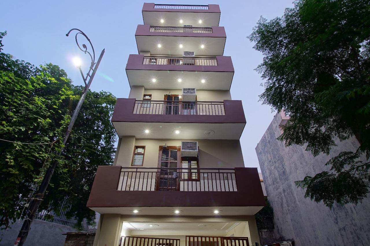 2 BHK 70 Sq.Yd. Builder Floor in Eros Rosewood Villas